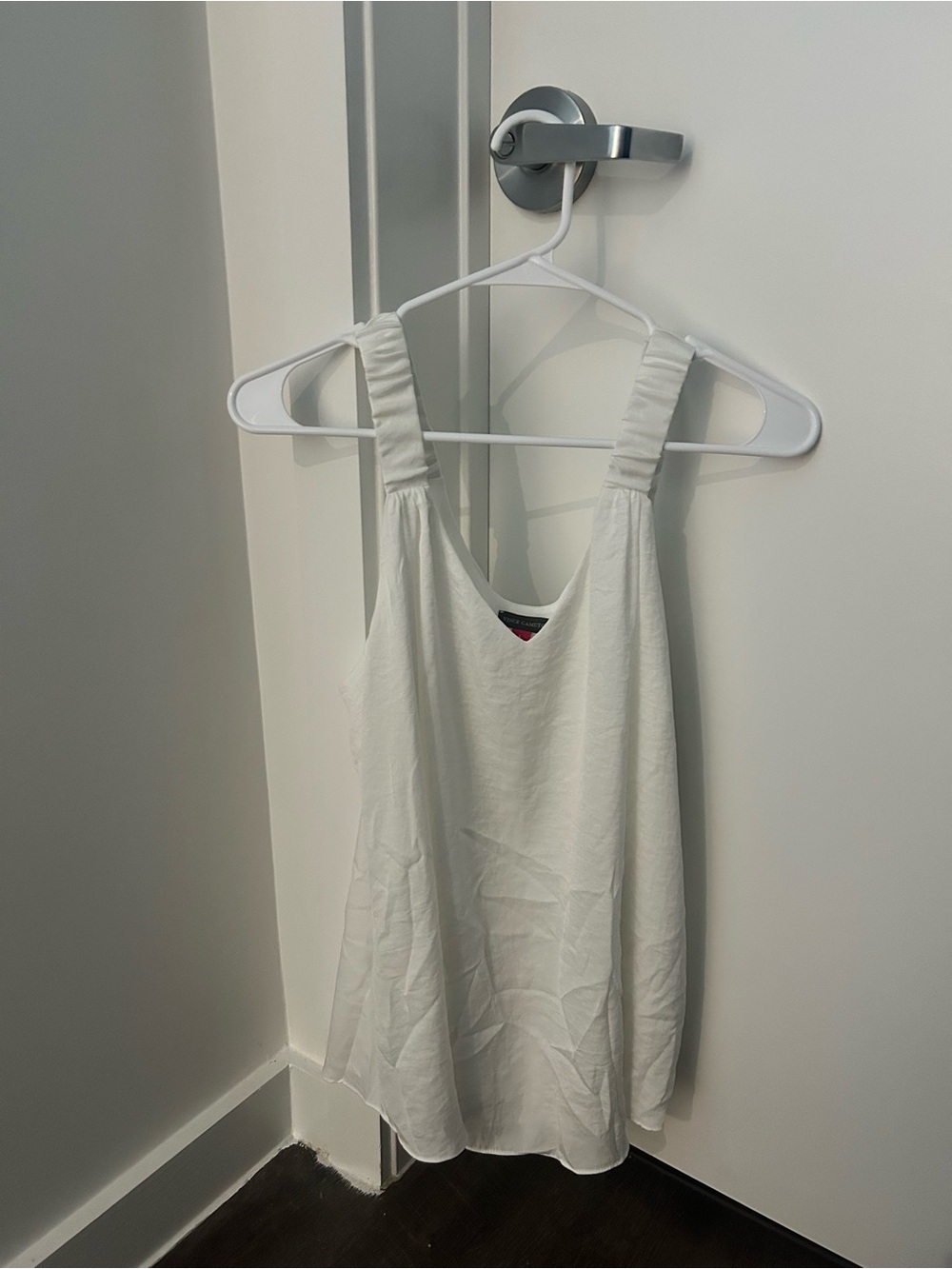 VINCE CAMUTO │ Ruffle Strap Rumple Tank - Picture 3 of 5